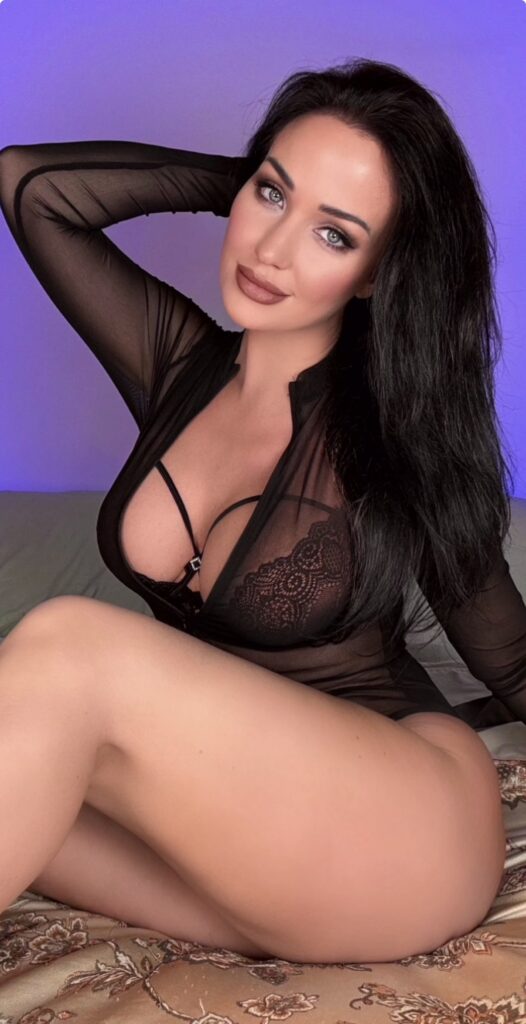 hot-brunette-pornstar-social-style-gallery