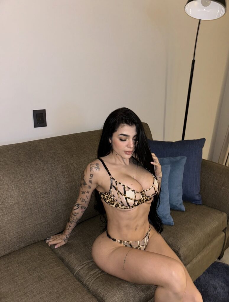 sexy porn girl model