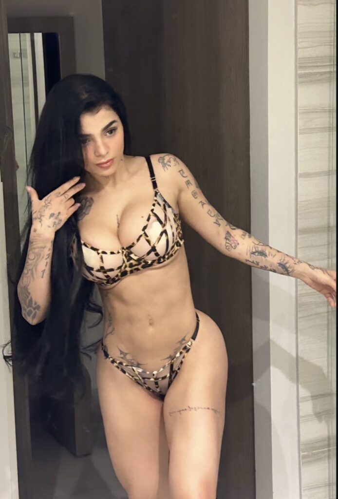 Karely Ruiz porn model