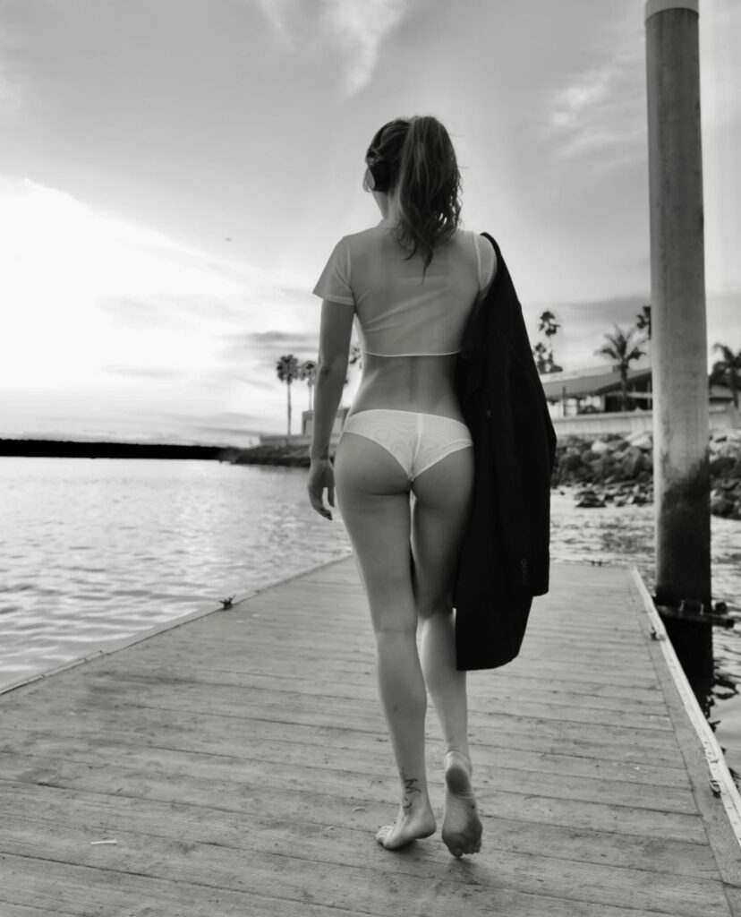 viral social media hot model images